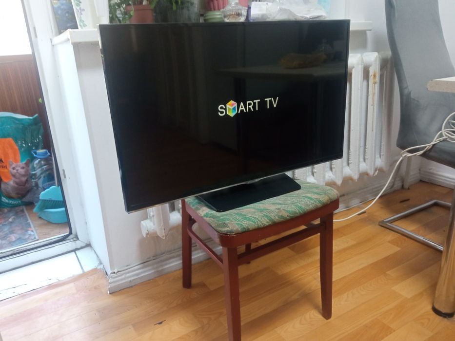 Samsung 106 см smart tv телевизор