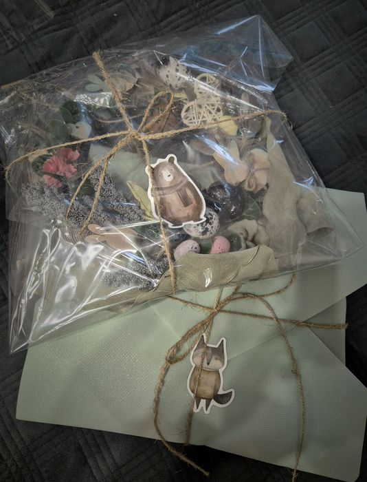 Венки декоративные