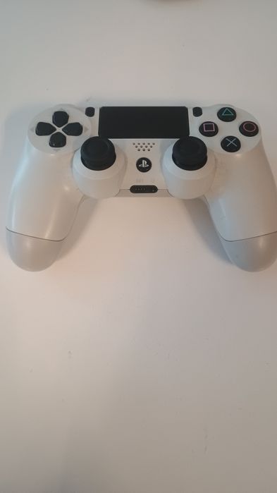 Vand PS4  perfect funcțional