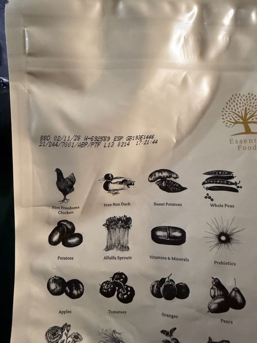 Висок клас храна за малки кучета Essential The Beggining