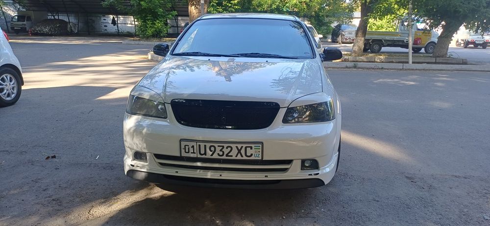 Продается lacetti 1.8 full