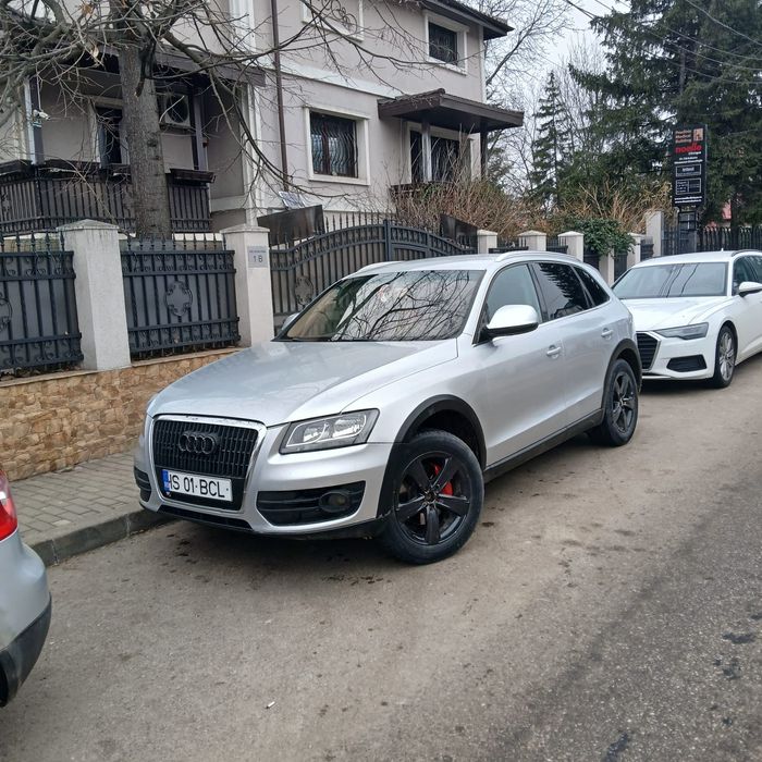Vând Audi Q5 2.0 TDI 4X4