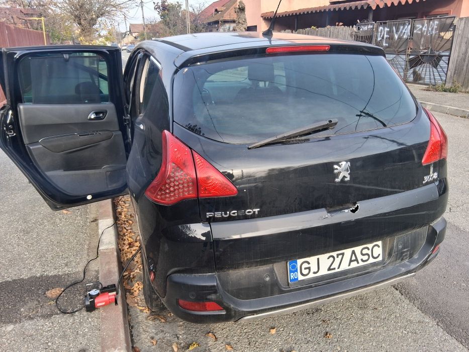 Peugeot 3008 negociabil
