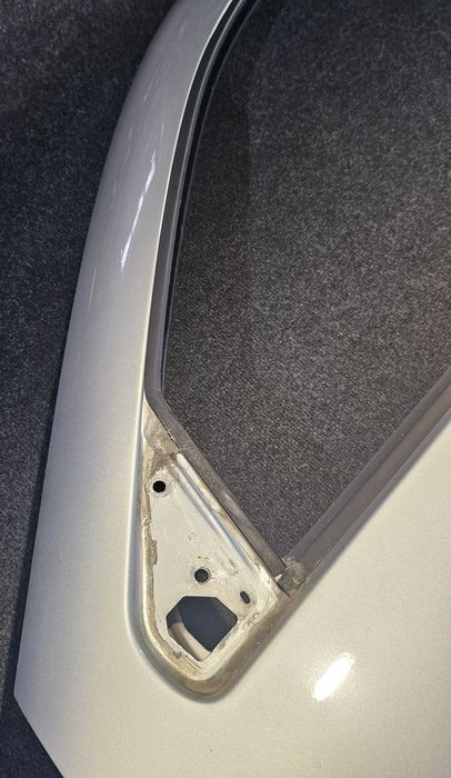 Usa stanga fata Volkswagen Golf 4 (2usi)