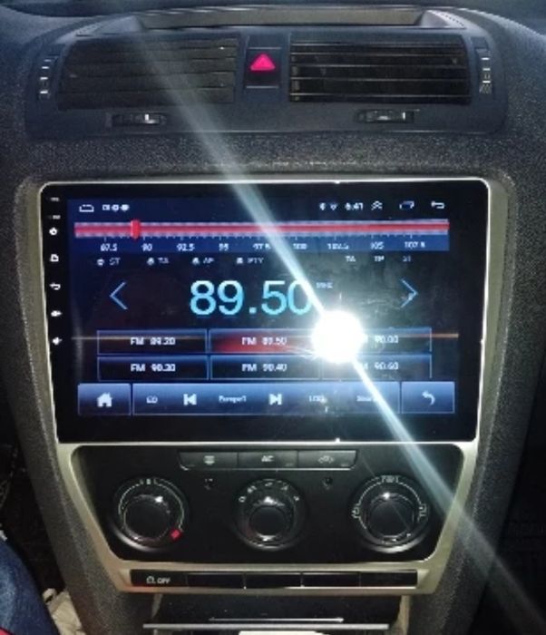 Skoda Octavia мултимедия Android GPS Навигация Carplay Android auto