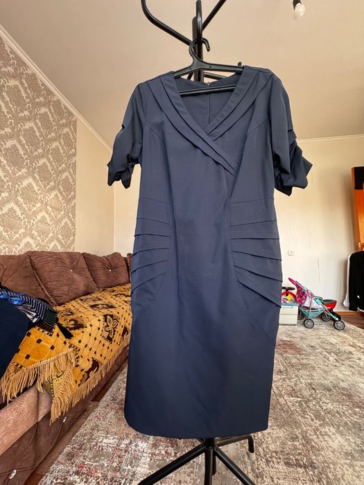 Платье (Турция), идеально сидит по фигуре, кардиган, 48-50р, по 3000тг