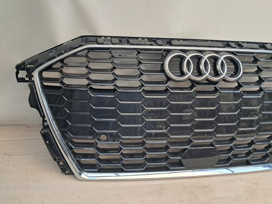 Грил решетка  Audi A3 S line  2021/24г