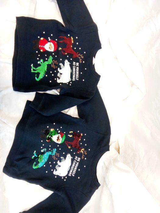 Две ватирани блузи  5 г. за 5 евро.