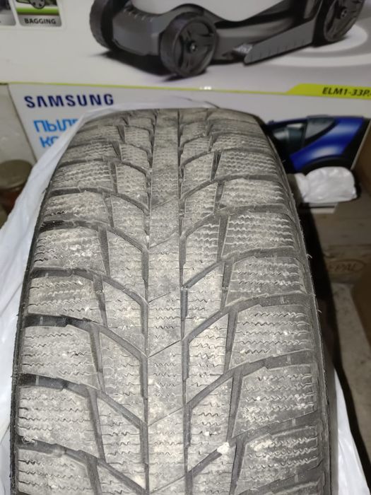 Продам зимние шины