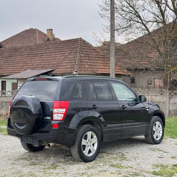 Suzuki Grand Vitara 1.9 DDiS 4x4 absolut impecabil !