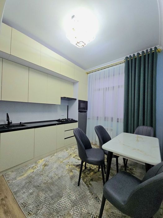 Срочно продаётся 3х -комнатная квартира