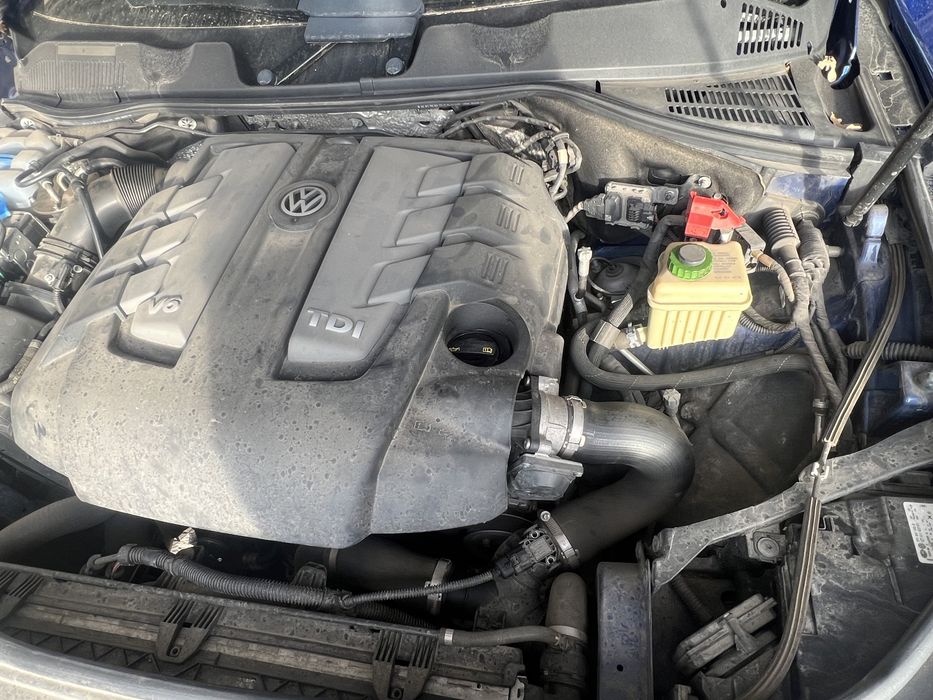 VW Touareg 7p 2016г. на части