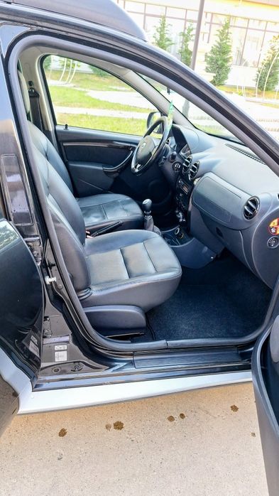 Dacia Duster FULL "4 X 4"/Clima/ Piele/ Jante/ Prestige/ Superb