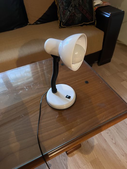 Veioza metalica alba