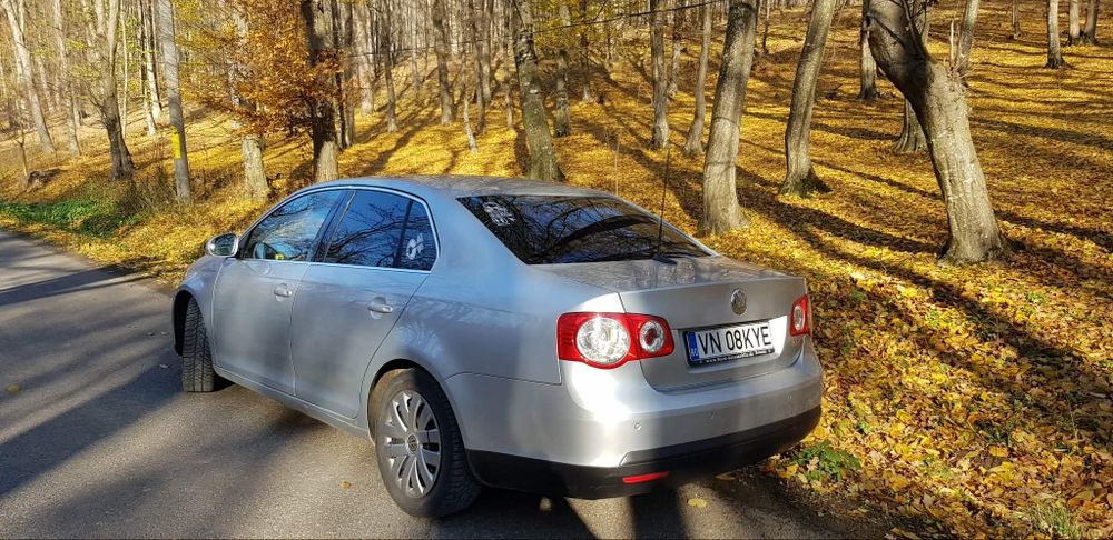 Vând Vw jetta 1.9 tdi