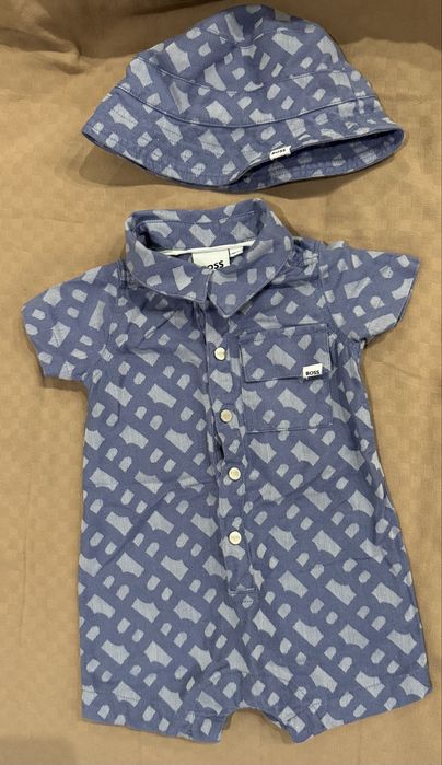 Бебешки гащеризон Boss