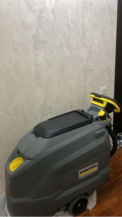 Продам аппарат Karcher BD50/60