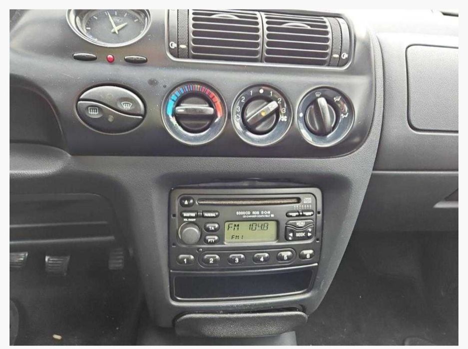 Vand sau schimb Ford Escort Cabrio