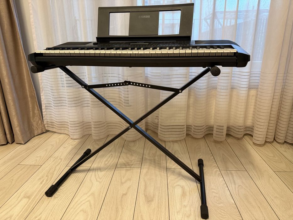 Orga electronica Yamaha PSR-E273