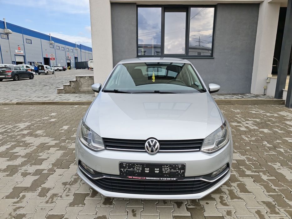 VOLKSWAGEN Polo 2015 — imagine 3