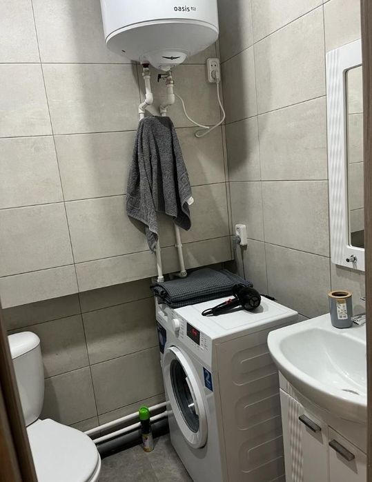 Сдается 1-но комнатная посуточно. Абая