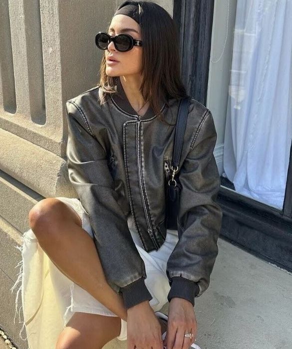 Zara кожен бомбър