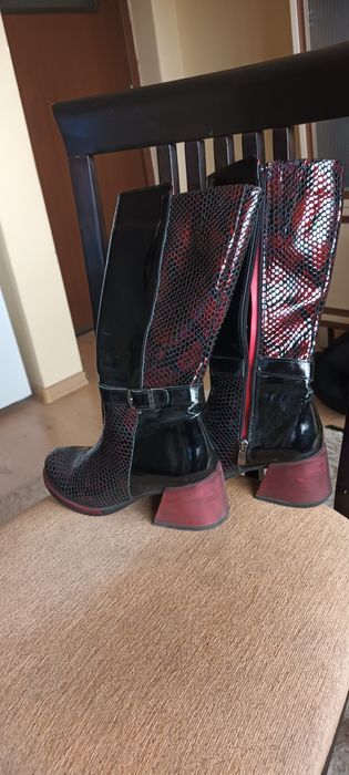 Дамски ботуши от естествена кожа