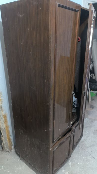 Продаётся диван с креслом и шкаф с антресолям*