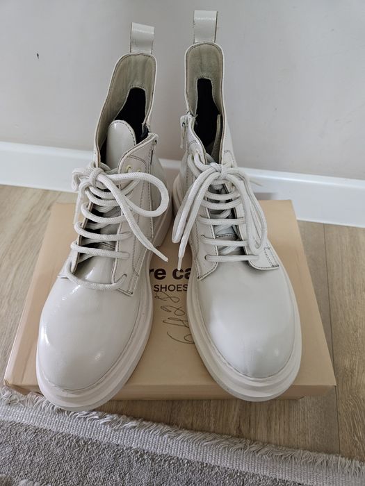 Новые, кожаные сапоги. Ботинки.