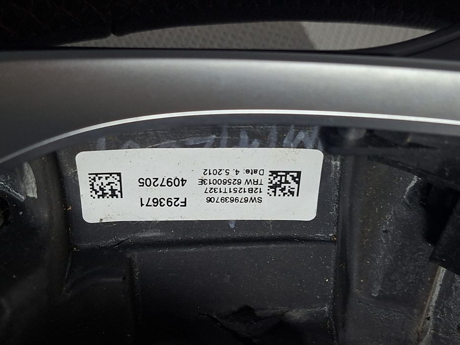Volan Sport BMW Seria 3 F30 F31 Seria 1 F20 F21 Complet cu Airbag și Comenzi