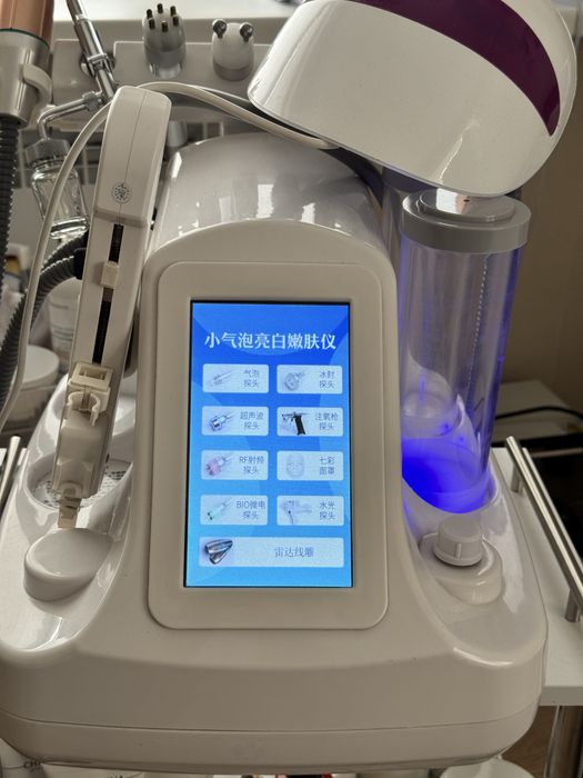 Продам многофункциональный косметологический АППАРАТ 8 в 1