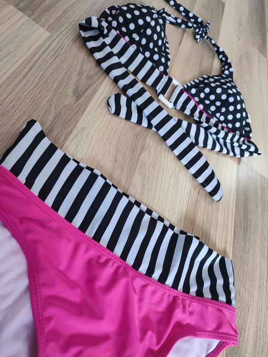 Нов бански S размер