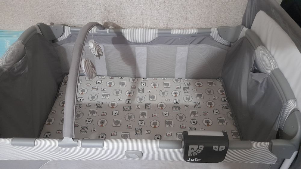 Продаётся детская кроватка