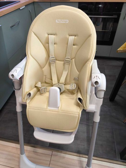 Peg perego столче за хранене