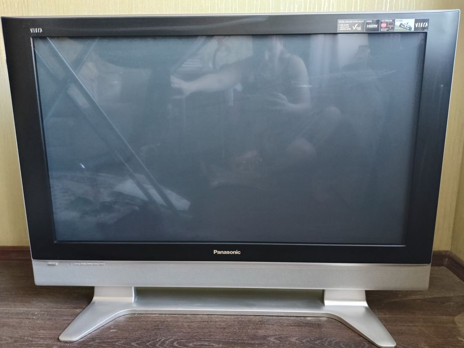 Телевизор плазменный Panasonic Viera