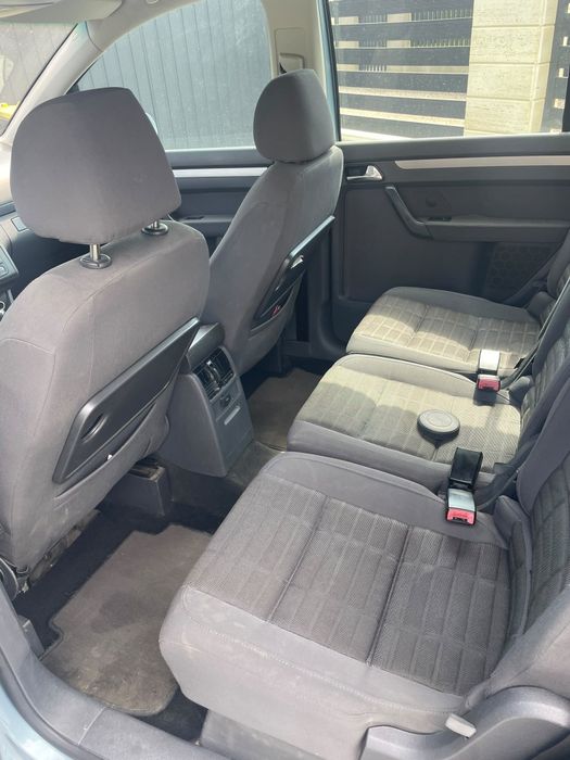 VW  TOURAN  7 locuri