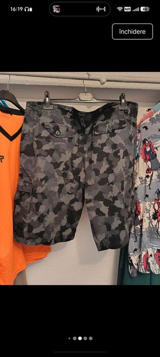 Pantaloni scurți cu buzunare Army , mărime 46 bărbat XL XXL