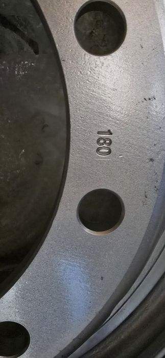 Продам диски  ширина 7.5-8.25-9