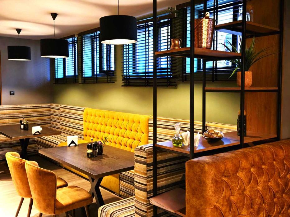 Дава се под наем Зала за събития в София, Център -  кв.м за 30.6 € - Снимка #1