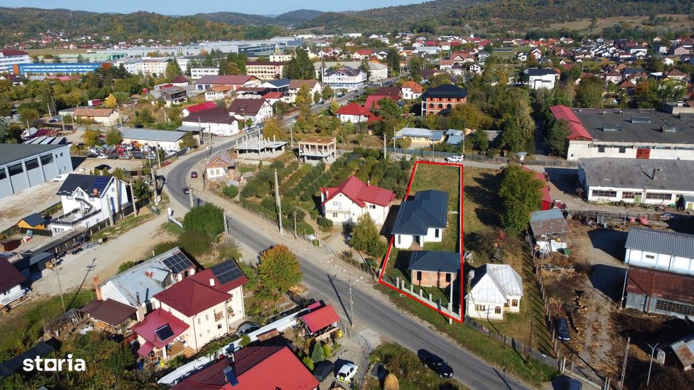 Casă de vânzare în Curtea de Argeș.