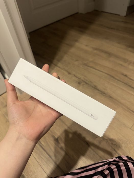 Продам apple pencil 2nd Generation, коробка есть. Оригинал