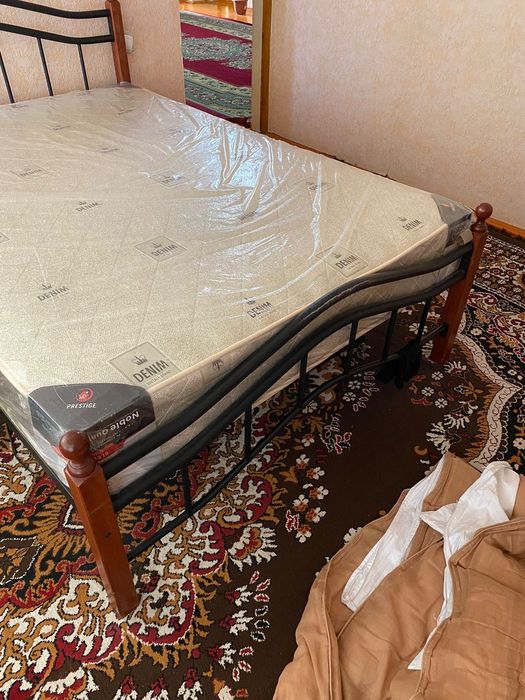 Диван и матрас новая