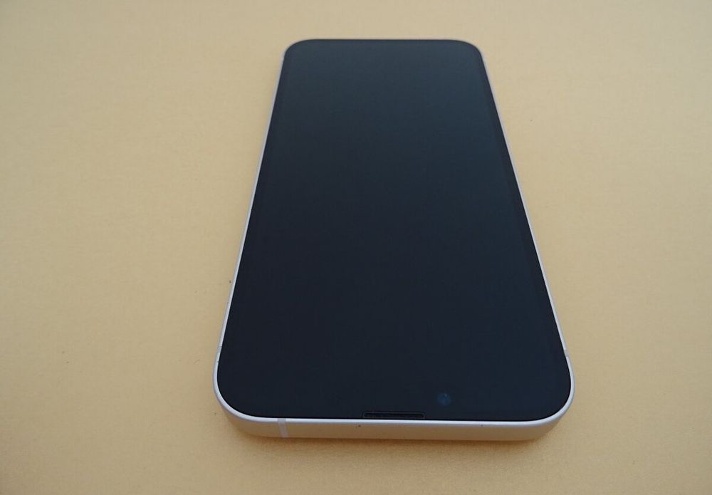 iPhone 13 256GB - 100% батерия, гаранция, пълен комплект