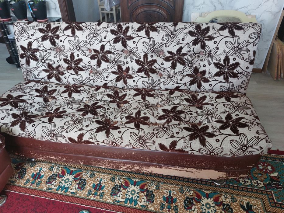 Продам диван и кресло
