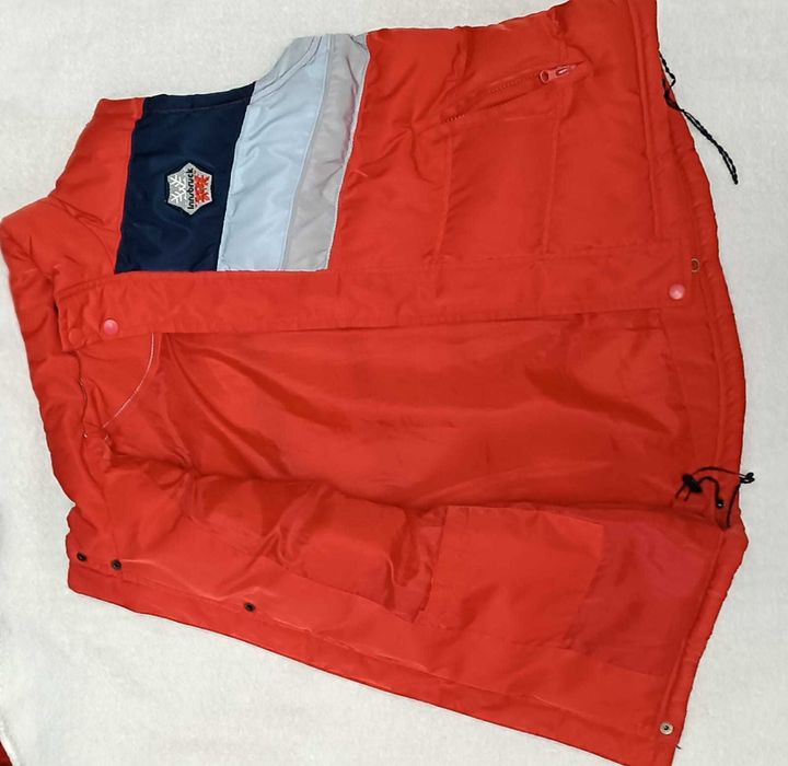 Vesta frumoasa, comoda si eleganta