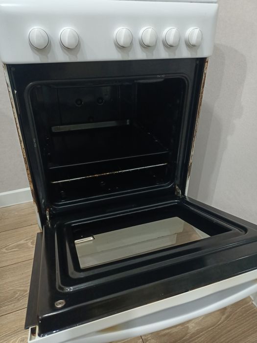 Продам газовую плиту INDESIT