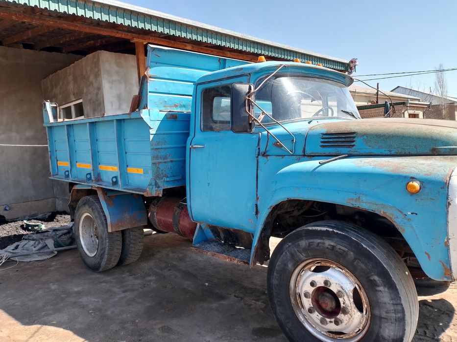 Zil moshina samasuval