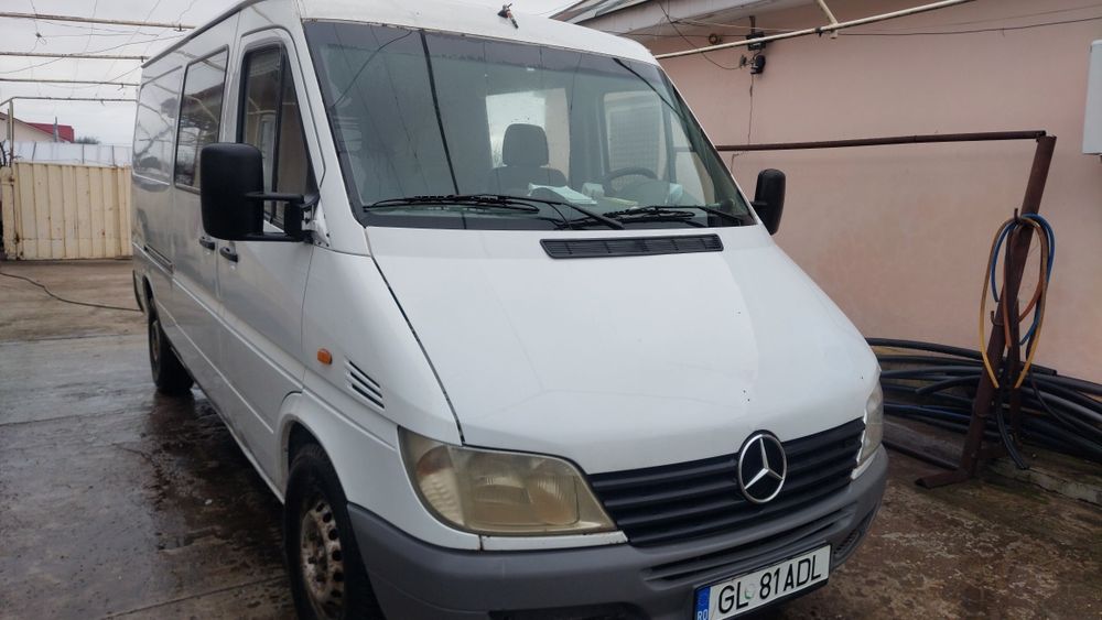 Mercedes Benz sprinter 208
