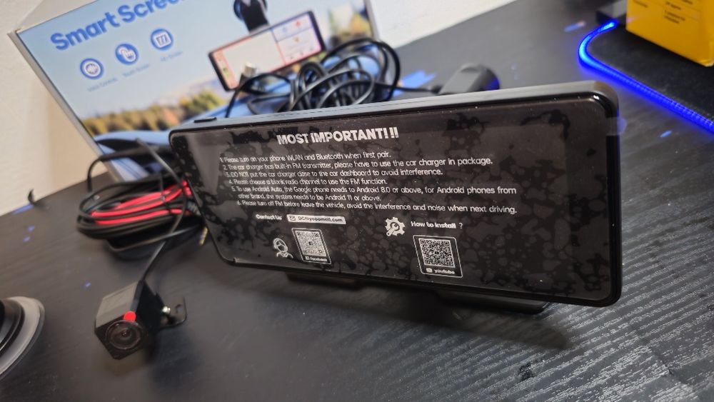 Smart Screen Carplay/Android Auto cu camera de Marșarier