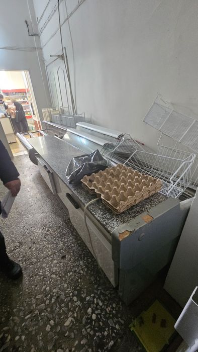 Витринный холодильники срочно